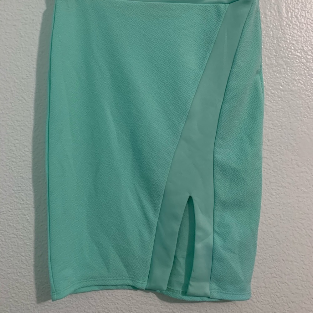 Mint Matching Set - Picture 3 of 3